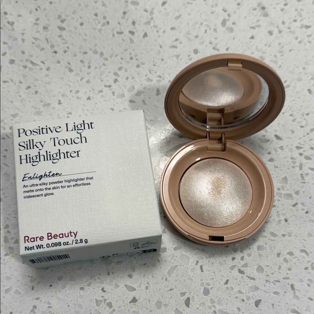 Rare Beauty Positive Light Highlighter - Enlighten